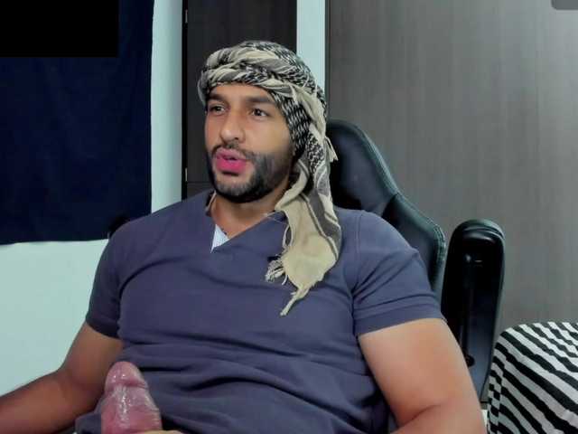 Handsoman11