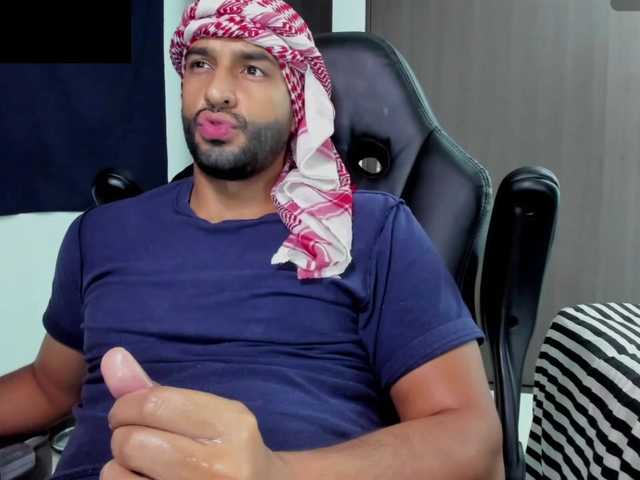 Handsoman11