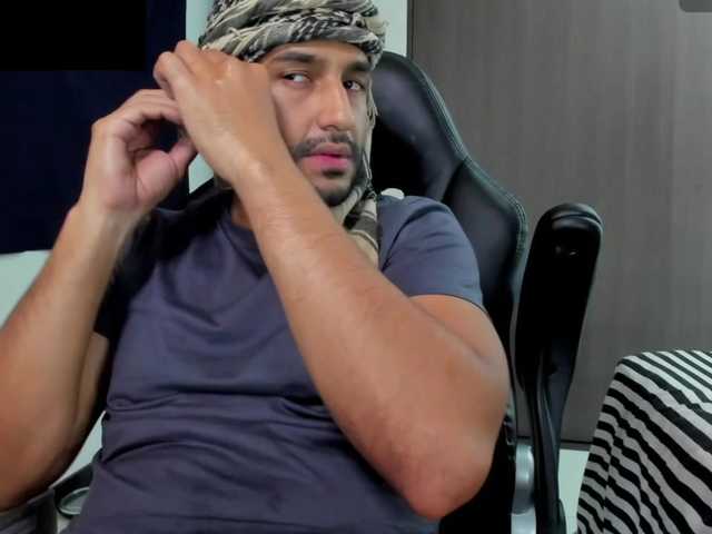 Handsoman11