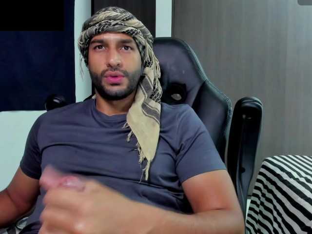 Handsoman11