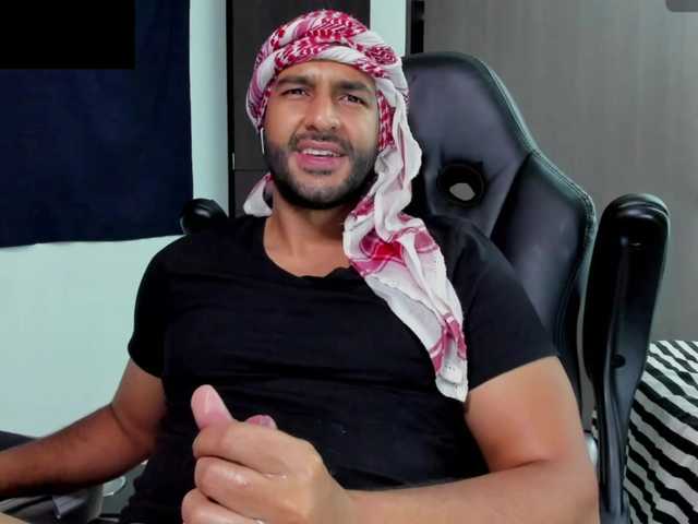 Handsoman11