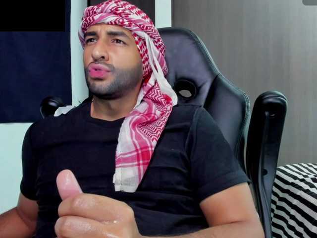 Handsoman11
