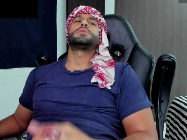 Handsoman11