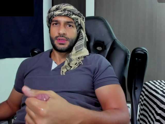 Handsoman11