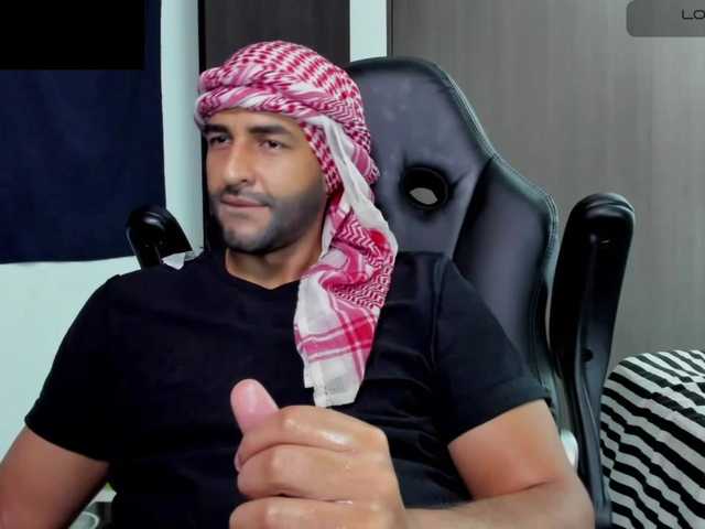 Handsoman11