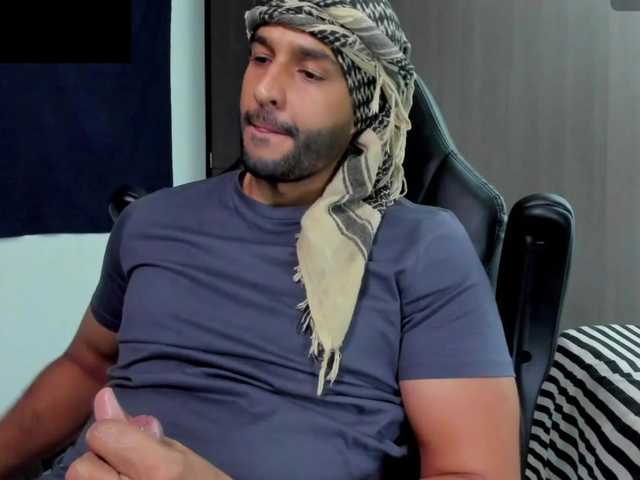 Handsoman11