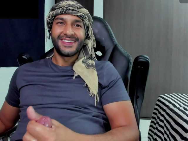 Handsoman11