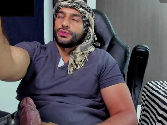 Handsoman11