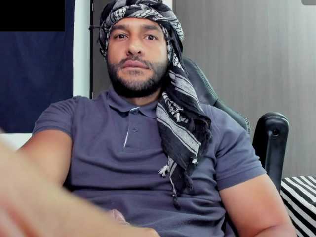 Handsoman11