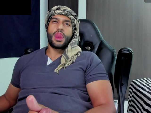 Handsoman11