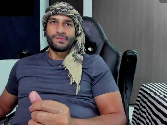 Handsoman11