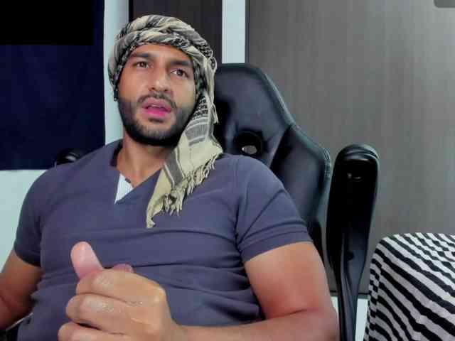 Handsoman11