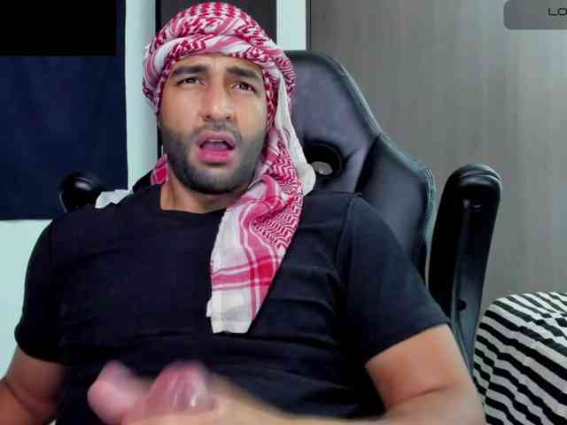 Handsoman11