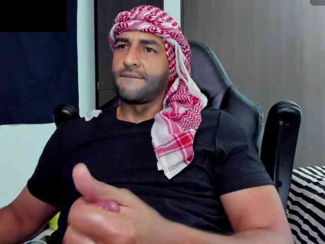 Handsoman11