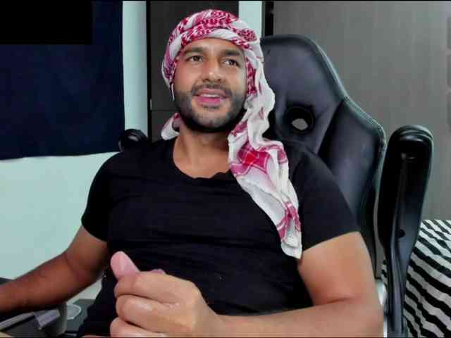 Handsoman11 Handsoman11