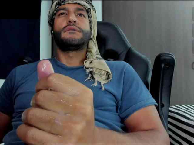 Handsoman11 Handsoman11