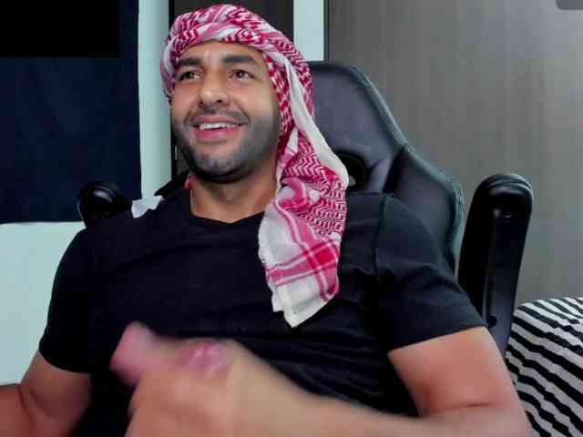 Handsoman11