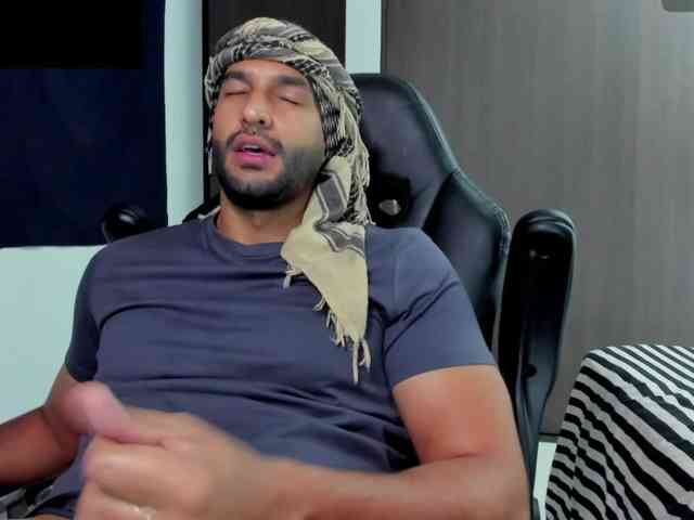 Handsoman11