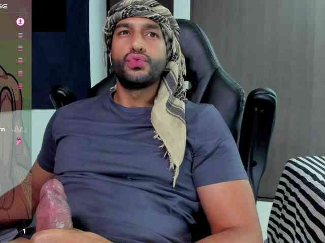 Handsoman11 Live Webcam on BongaCams