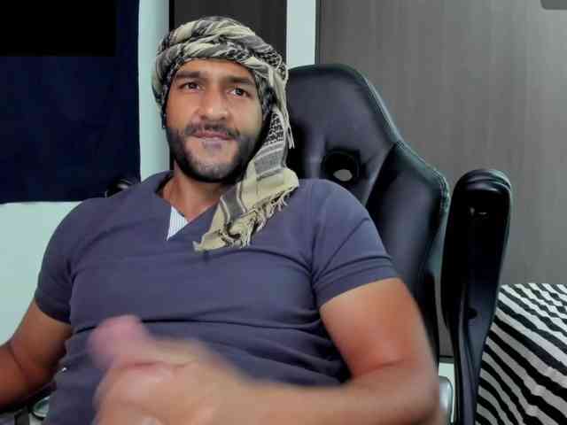 Handsoman11