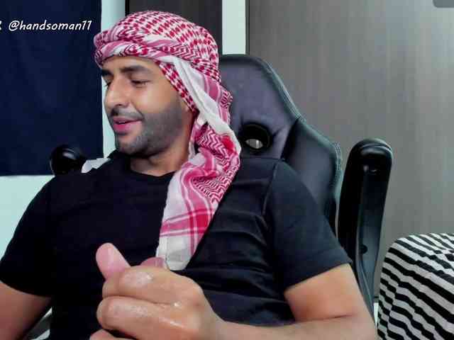 Handsoman11