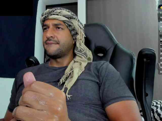 Handsoman11