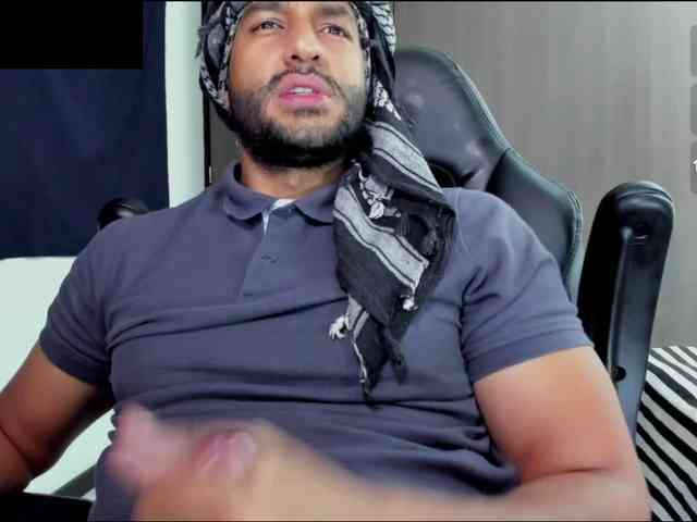 Handsoman11 Handsoman11