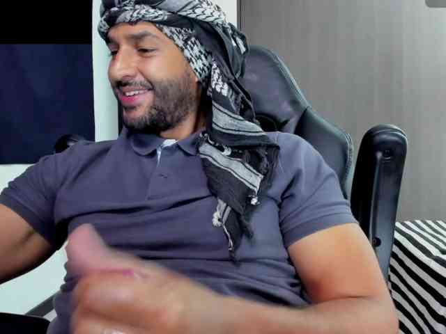 Handsoman11