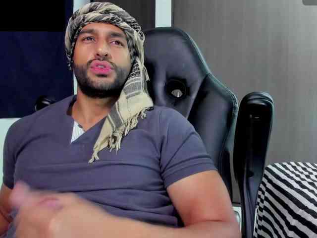 Handsoman11