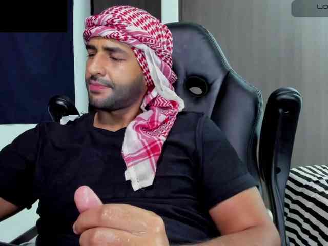 Handsoman11