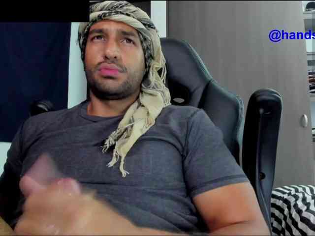 Handsoman11 Handsoman11