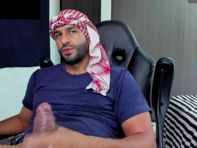 Handsoman11