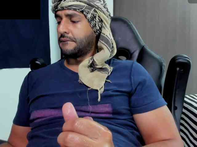 Handsoman11