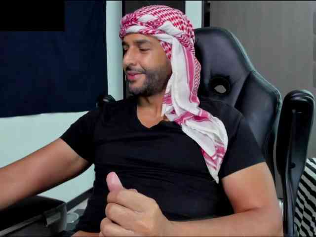 Handsoman11 Handsoman11