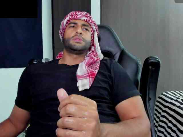 Handsoman11
