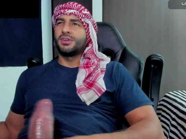 Handsoman11