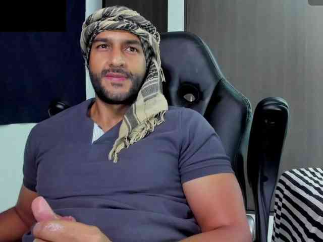 Handsoman11