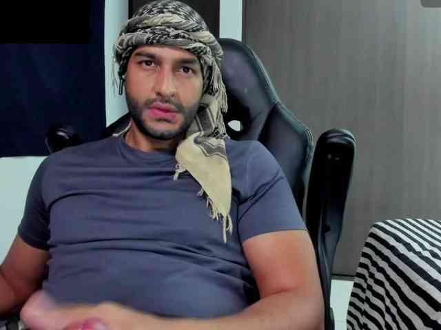 Handsoman11