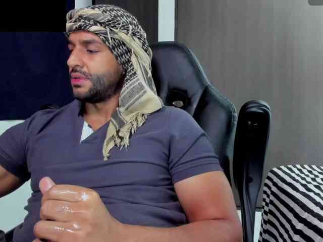 Handsoman11