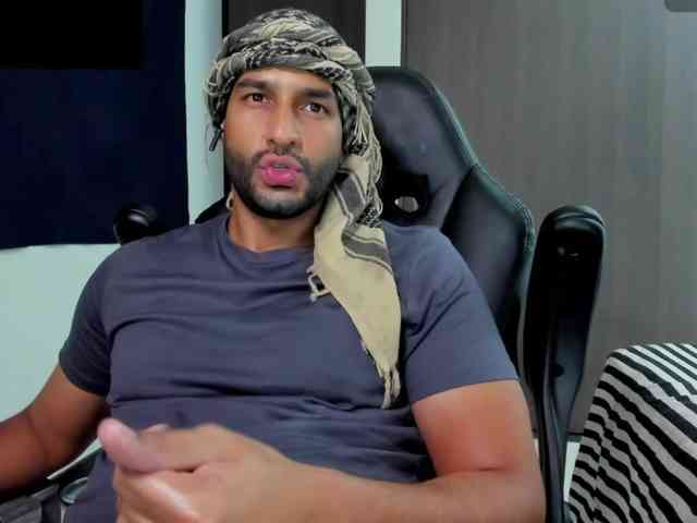 Handsoman11
