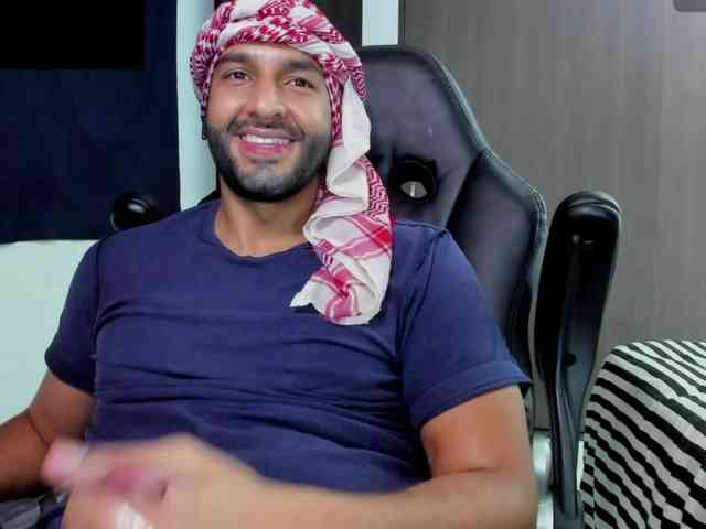 Handsoman11