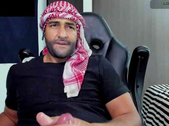 Handsoman11