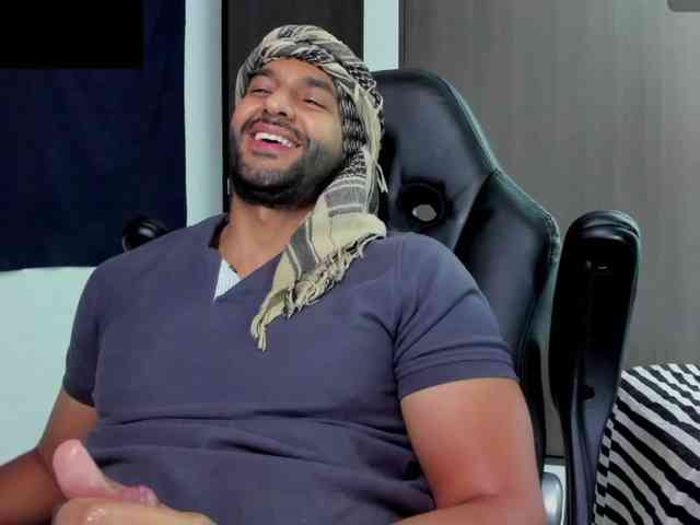 Handsoman11
