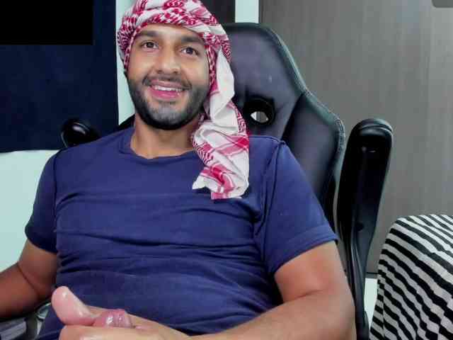 Handsoman11