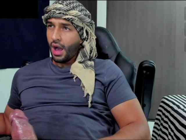 Handsoman11 Handsoman11