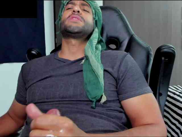 Handsoman11 Handsoman11