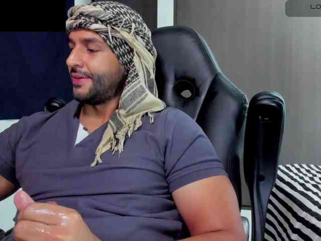 Handsoman11
