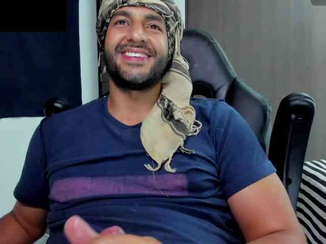 Handsoman11