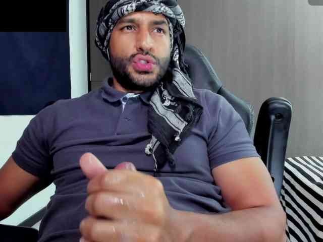 Handsoman11