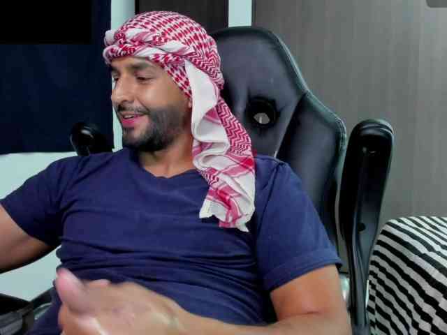 Handsoman11